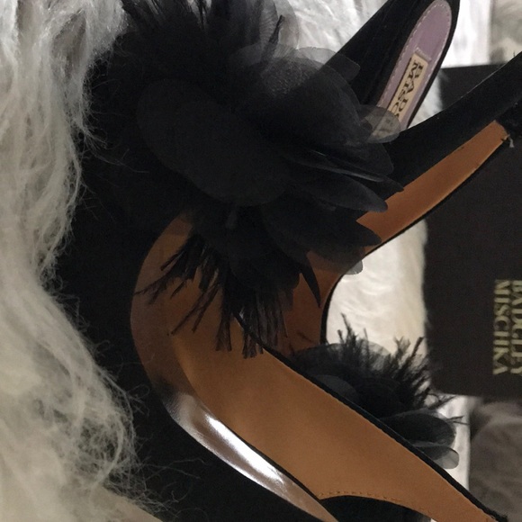 Beautiful, Dressy, Black Pumps - Picture 3 of 5